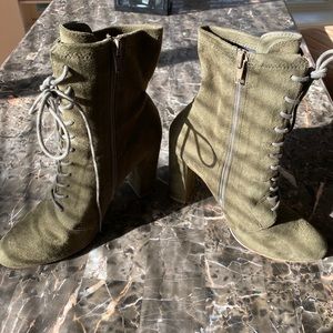 Steve Madden Suede Booties in MilitaryGreen
